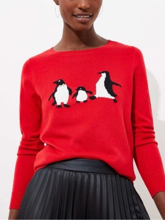 LOFT Sweaters - NEW Loft Red Penguin Graphic Crewneck Sweater Size Large